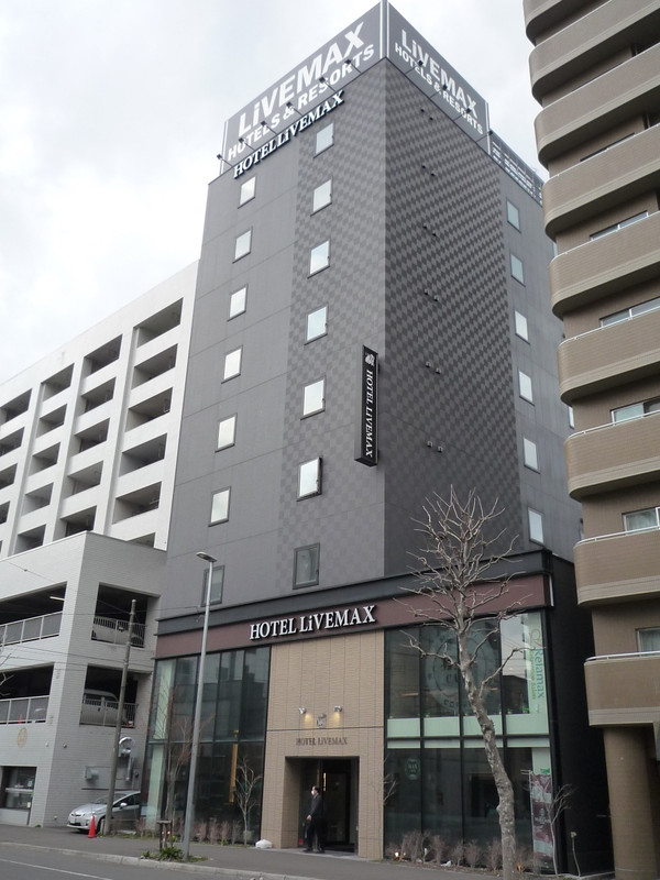 シャープなデザインが印象的!