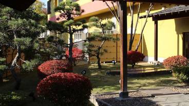 施設の敷地 / 16