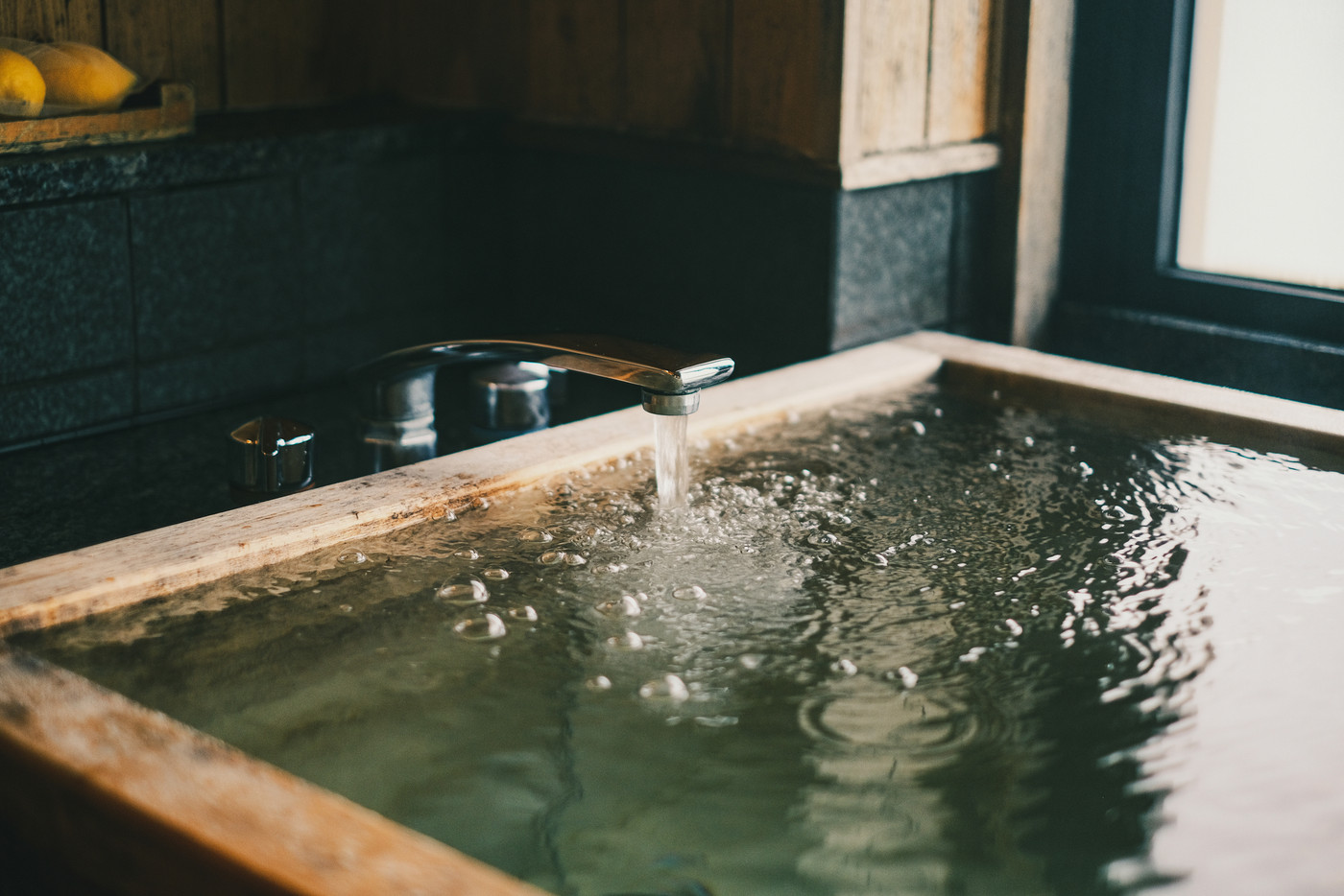 【#ヒノキ】浴槽にお湯を溜める