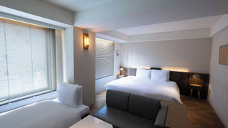 デラックスキング + エキストラベッド1台 禁煙