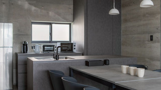 コンドミニアム (2)