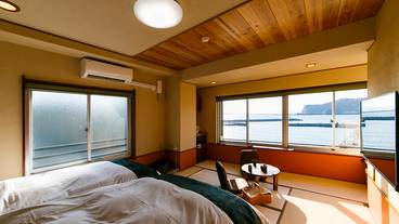 こみなと漁師料理 海の庭（コミナトリョウシリョウリ ウミノニワ） / 3