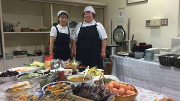 食事・飲み物 / 1