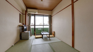 和室 二人部屋 共用バスルーム