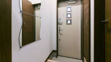 内部エントランス / 2