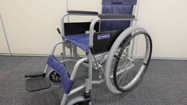 お客様用の車椅子 / 2