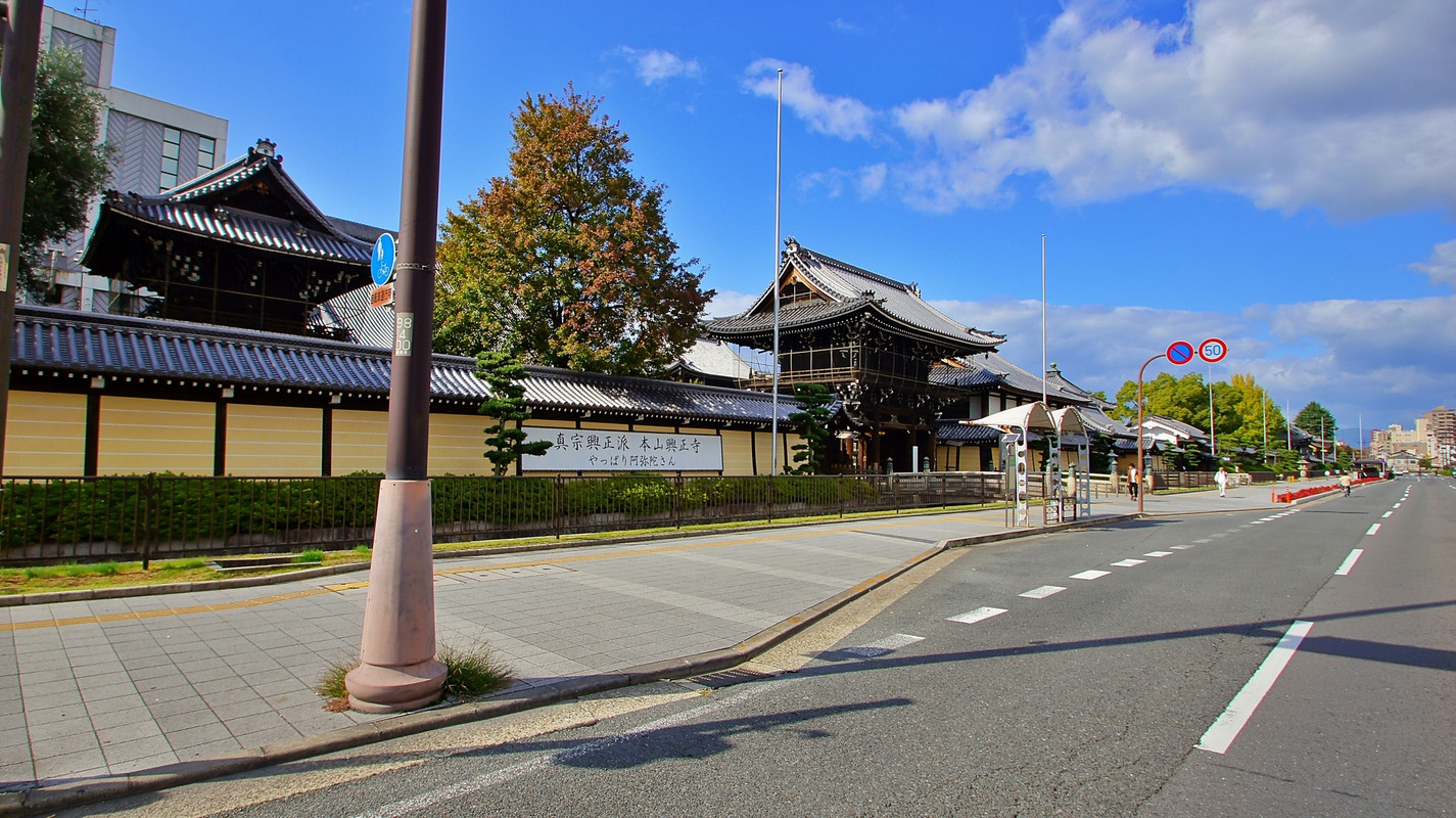 堀川通から見る西本願寺