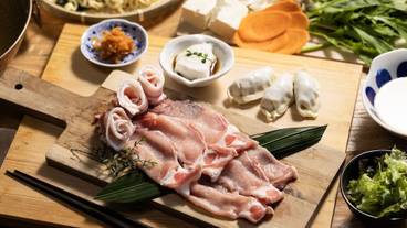 食事・飲み物 / 1