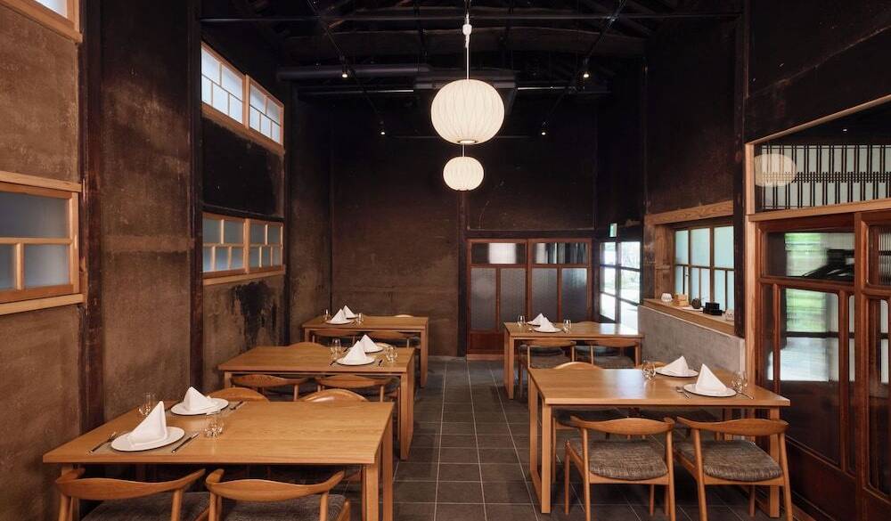 酒蔵を修復したダイニング / 5