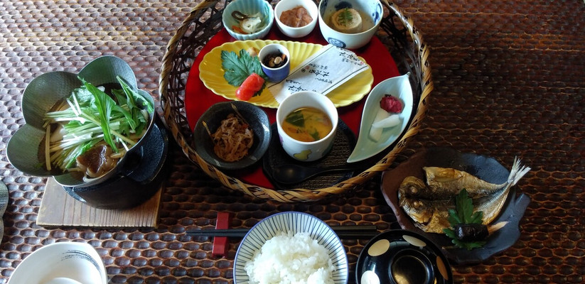 朝食。