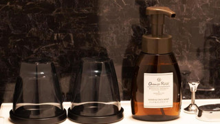 エコノミー ダブルルーム クイーンベッド 1 台