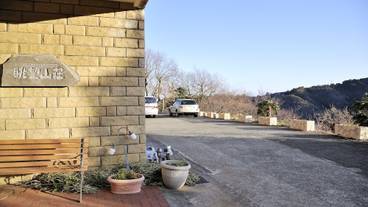 内部エントランス / 2