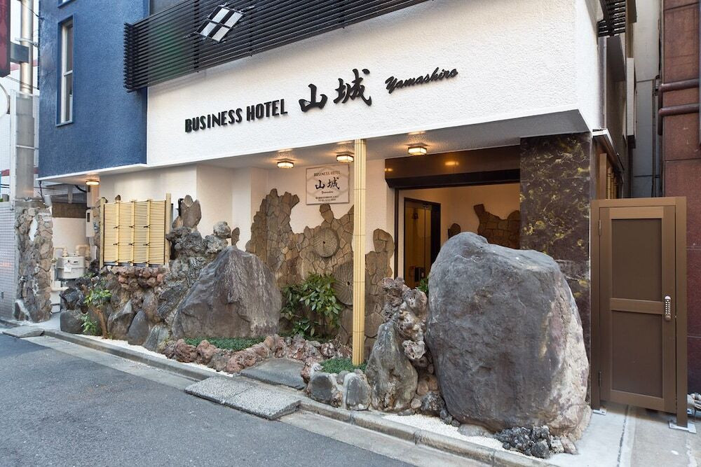 施設の正面
