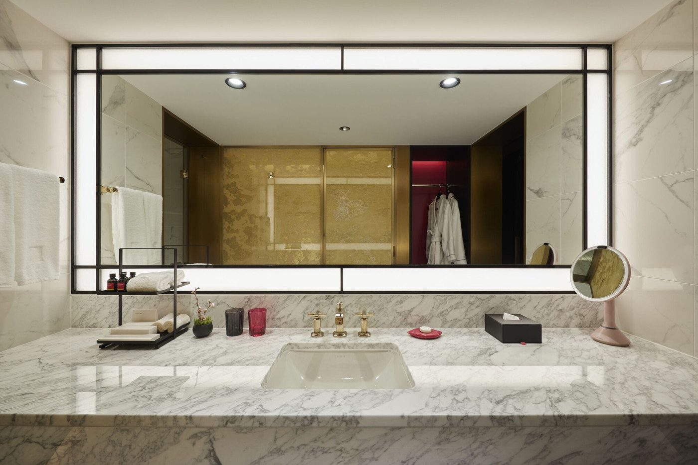 デラックス／友達と過ごすのにちょうどいいサイズ感3741599