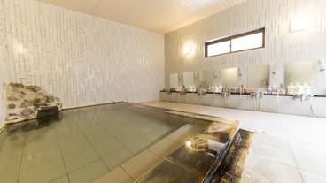 屋内スパ浴槽 / 1