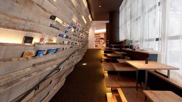 ギャラリーカフェ コリドー / 3