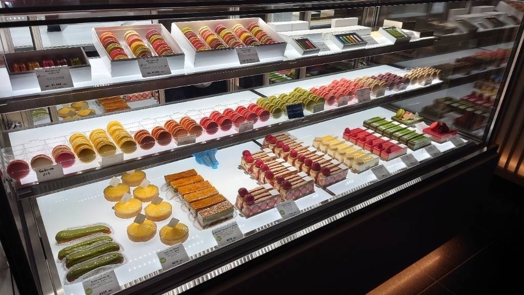 パティスリーサダハルアオキ / 1