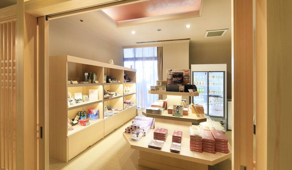 売店 / 3