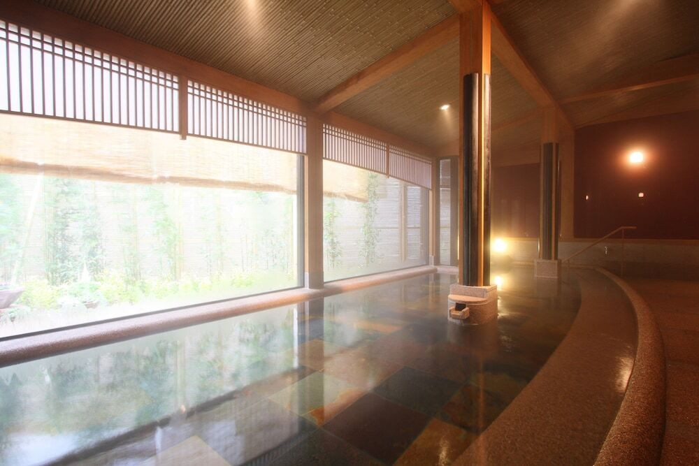 三朝の名泉で「現代湯治(とうじ)」を体験4085304