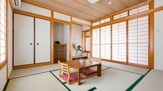 和室 5人部屋 共用バスルーム