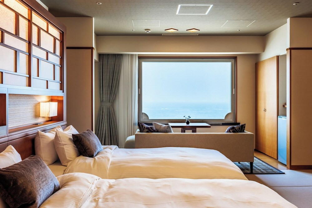 デラックス和モダン