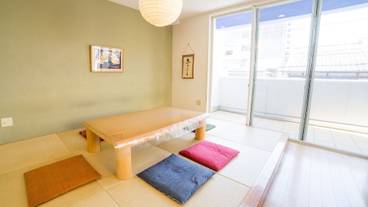 ロビーラウンジ / 18