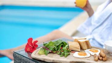 食事・飲み物 / 10