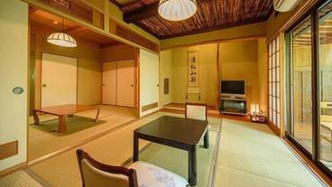 別館湯山亭・和室6+6畳② / 4