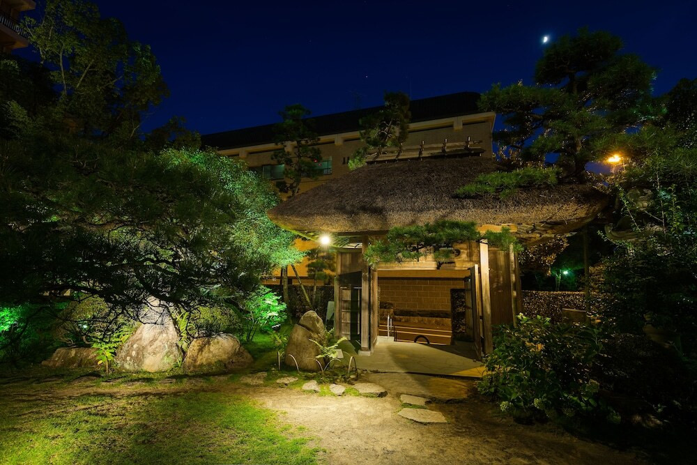 アートなお部屋や美しい庭園が旅を彩る4046668