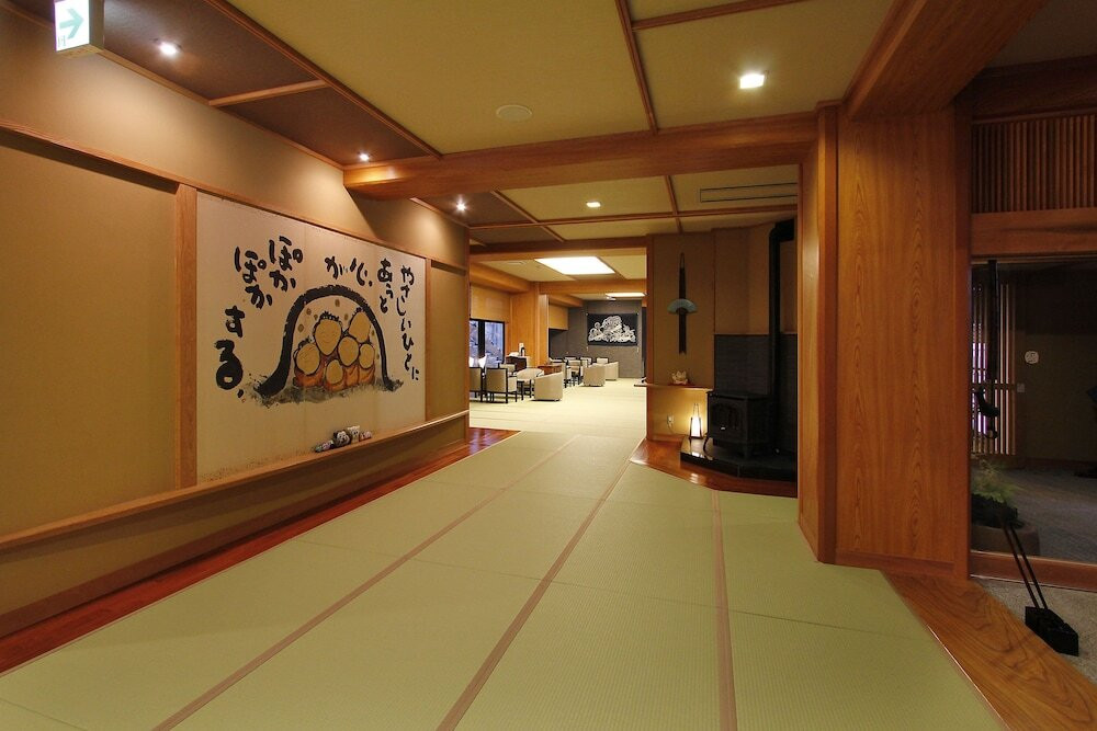 ロビーラウンジ