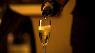 食事・飲み物 / 4