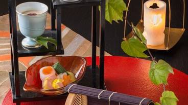 食事・飲み物 / 37