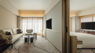 スイート 1 ベッドルーム (1 King Bed)