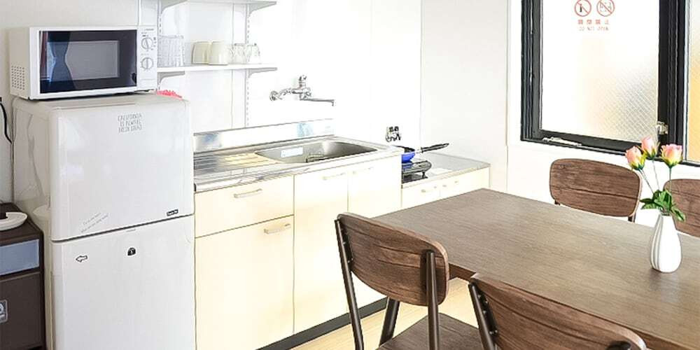 客室内のダイニングエリア