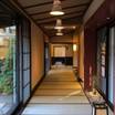 草津温泉 湯宿 季の庭(ときのにわ)(クサツオンセン ユヤド トキノニワ) | 長い廊下が素敵。