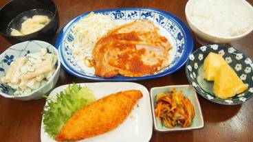 食事・飲み物 / 1