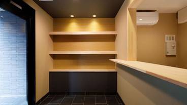 内部エントランス / 2