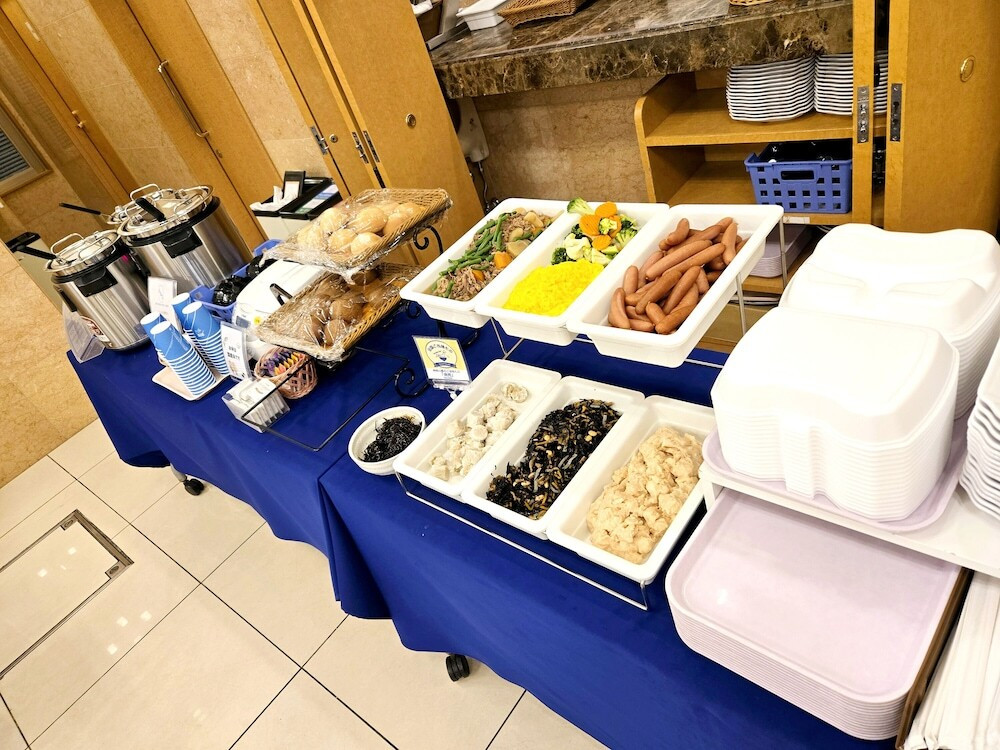 朝食