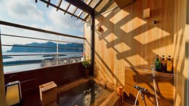 こみなと漁師料理 海の庭（コミナトリョウシリョウリ ウミノニワ） / 1