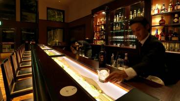 バーラウンジのカウンター / 18