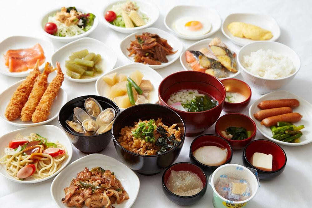 朝食