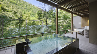 1泊2食「グランド 禁煙」 夕食スタンダードコース (19:00または19:30開始)