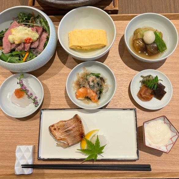 朝食／和食一例