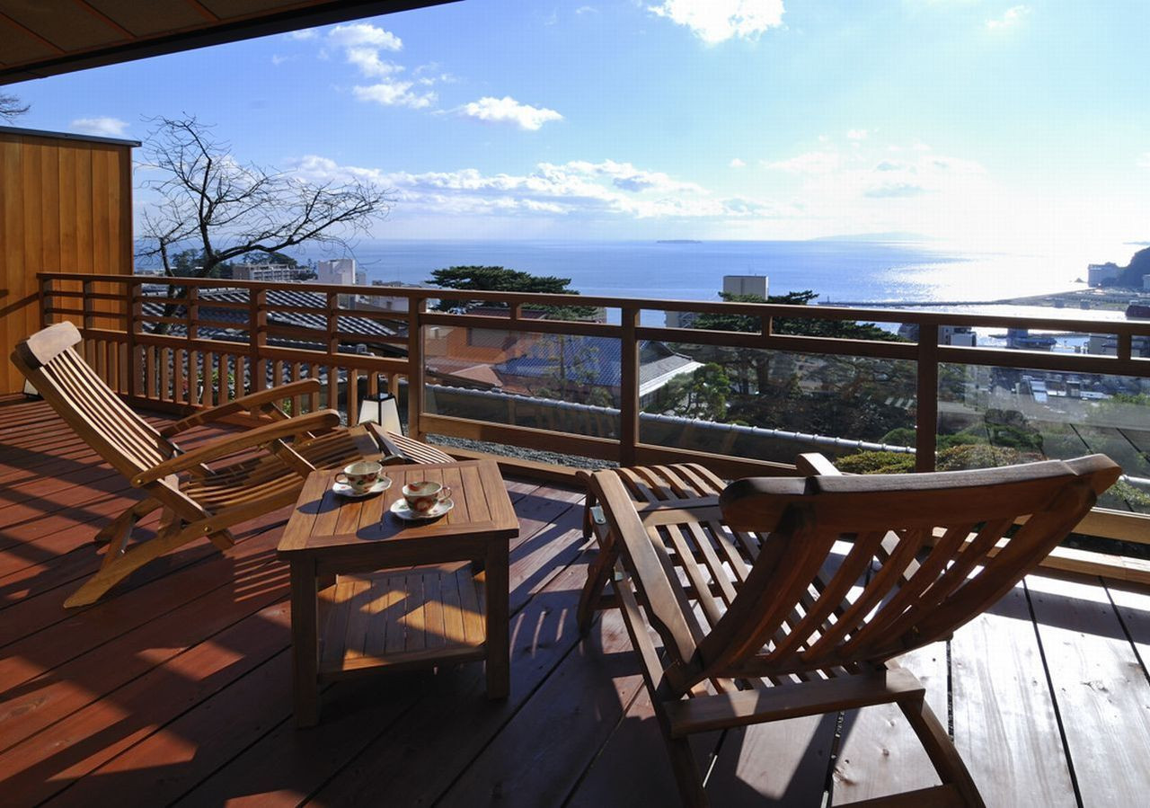 1．横山大観ゆかりの宿で贅沢な休日を味わう 「大観荘」 4084132