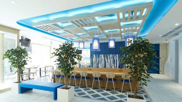 内部エントランス / 3