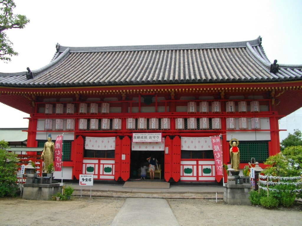 ３．霊的パワーで幸せな結末を引き寄せる「愛染堂 勝鬘院」2146689