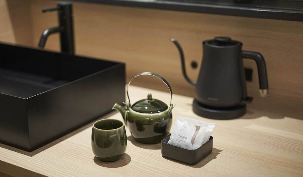 まるで茶室のよう
アメニティ豊富な客室 / 4