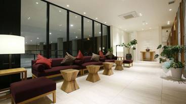 ロビー応接スペース / 3