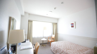 エコノミーツイン 富士山側 喫煙可