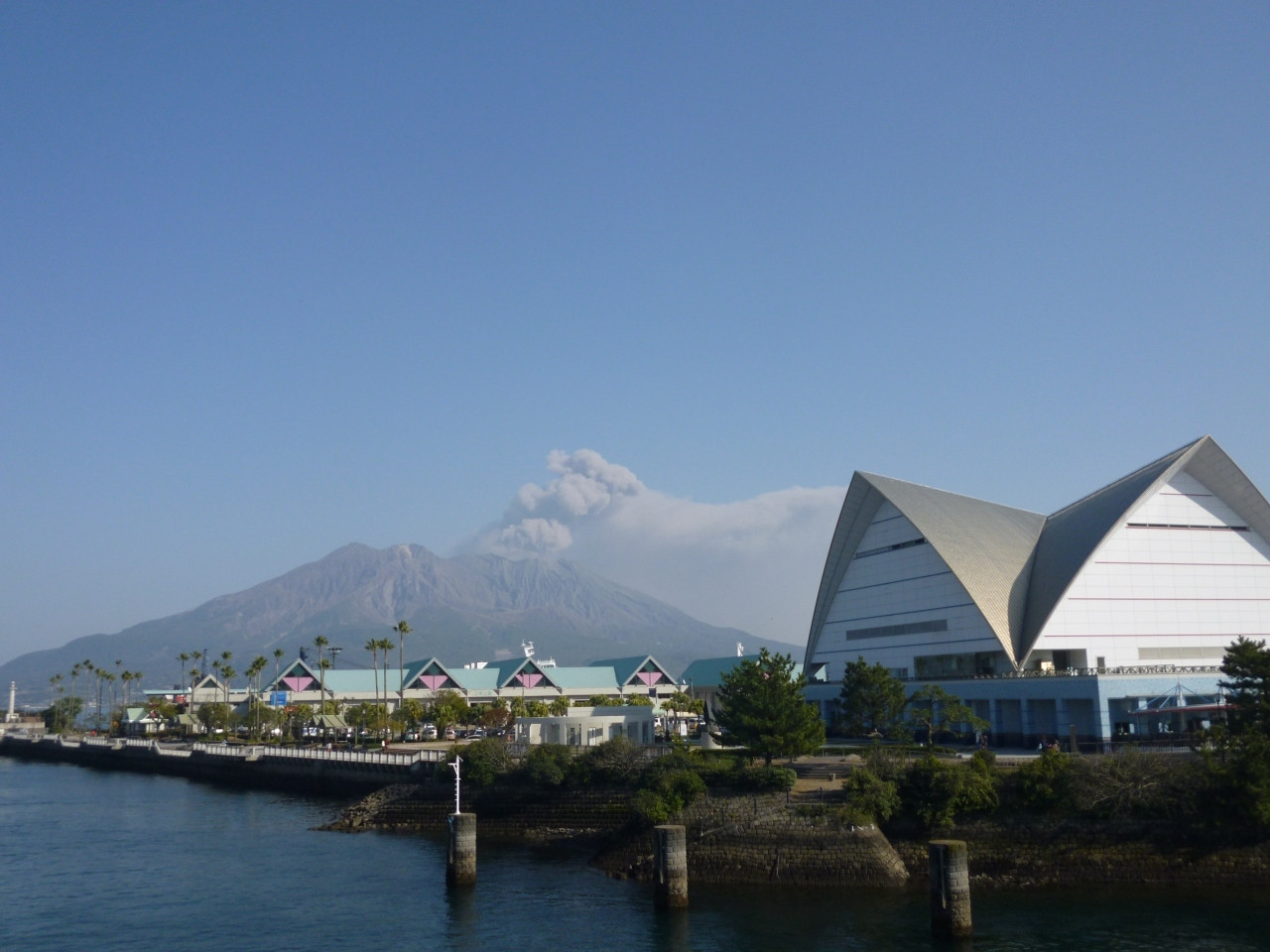 桜島フェリーと鹿児島水族館